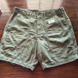 American Eagle Men’s shorts. Size 34